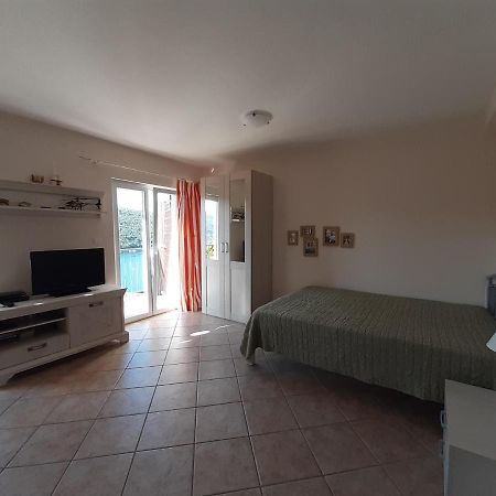 Suntime Apartment Тиват Экстерьер фото